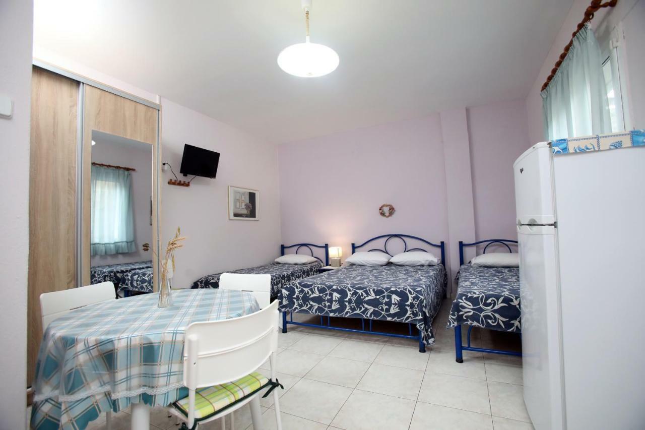 Pavlidis Apartment Siviri Exterior photo