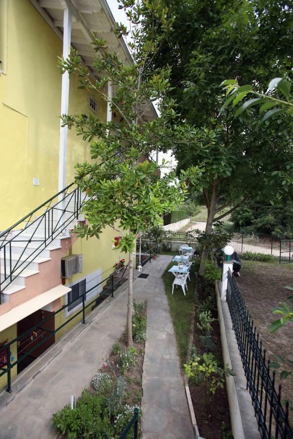 Pavlidis Apartment Siviri Exterior photo